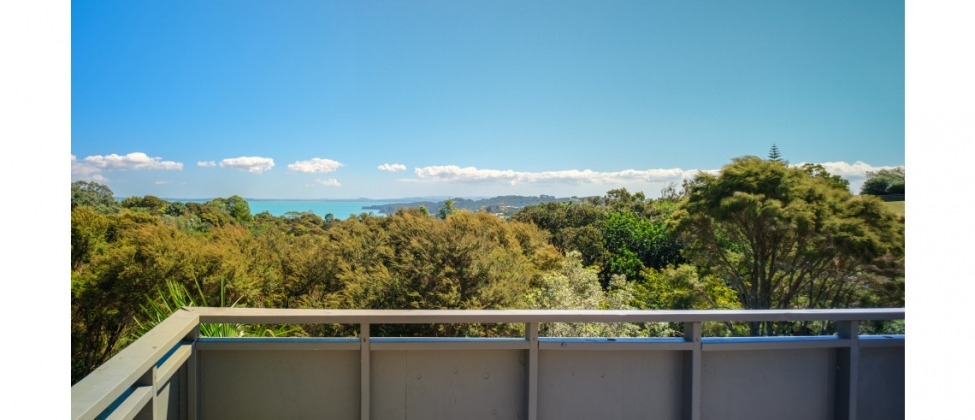 Gulf Island Views | Logo | Waiheke.co.nz