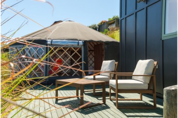 Awaawa Yurts - Papa Yurt | Waiheke.co.nz