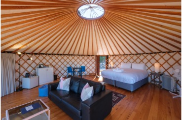 Awaawa Yurts - Tane Yurt | Waiheke.co.nz